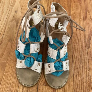 Faryl Robin sz 7 calf hair beige tan 3.5” heeled sandals lace up hood pre owned